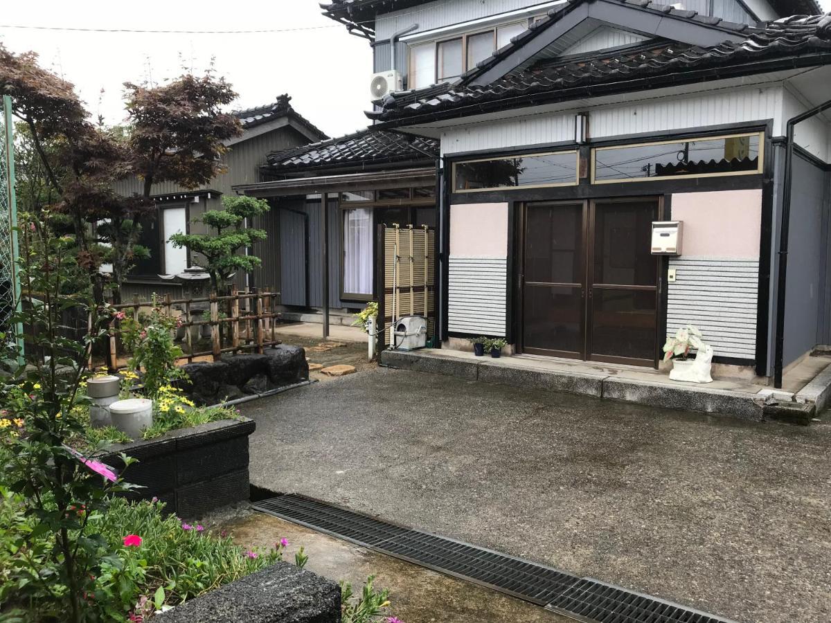 Bed and Breakfast Relaxing House De Akemi Imizu Esterno foto